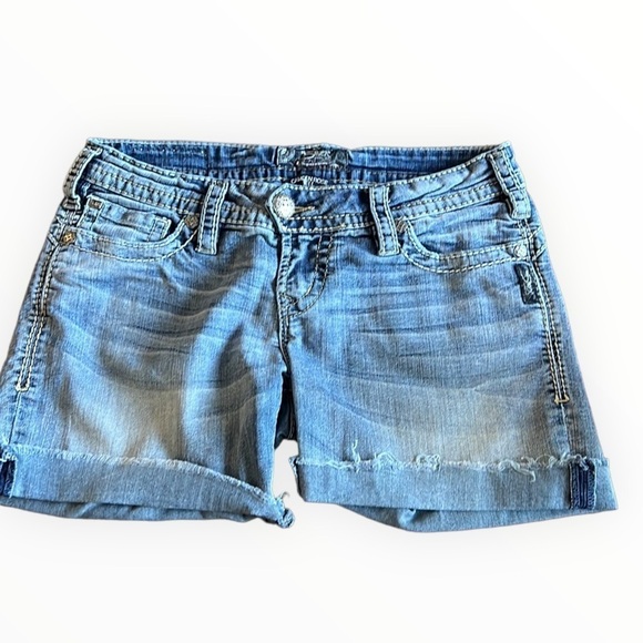 (26”) Silver Short Shorts - Picture 2 of 10